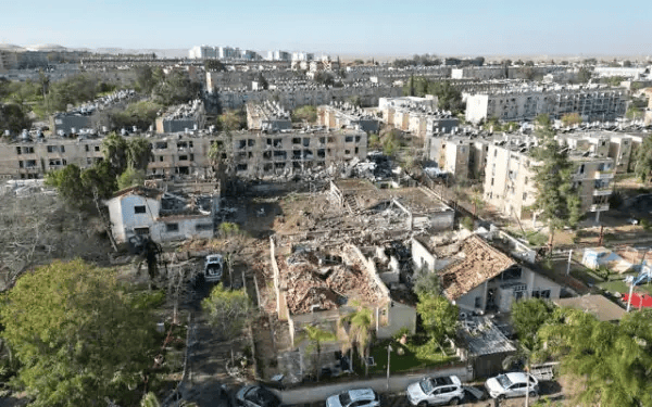 伊朗再次导弹袭击以色列南部城市迪莫纳，目标是核反应堆？