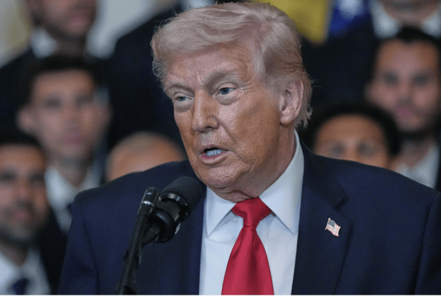 特朗普揭晓所谓伊朗“大礼”！消息人士：政治作秀，缺乏事实依据-华闻时空