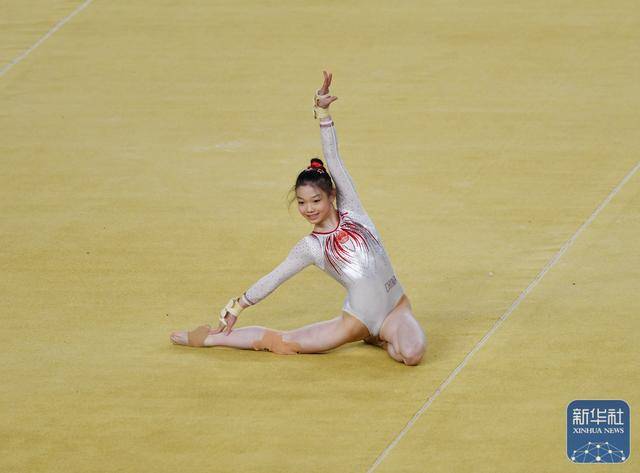 ������籭����վح�����߻�Ů�����ɲٹھ�