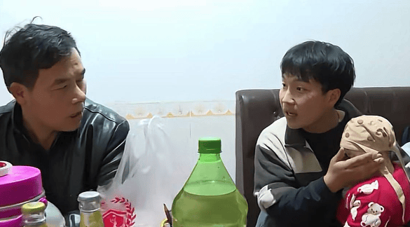 令人窒息的“20岁小伙喜得七弟”事件：不生，其实也是一种善良