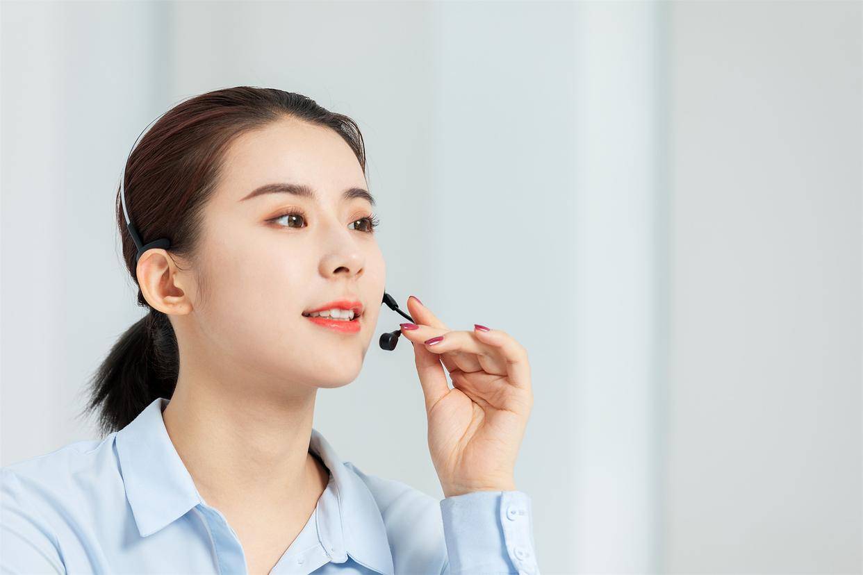 原创            一个已婚女人给你这三个感觉，就是爱上你了，别靠太近