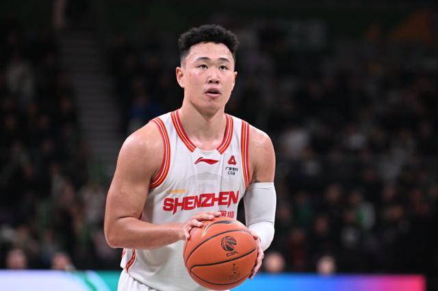 MVP对决！贺希宁11中3仅6分遭胡金秋20+8碾压 下半场0分隐身