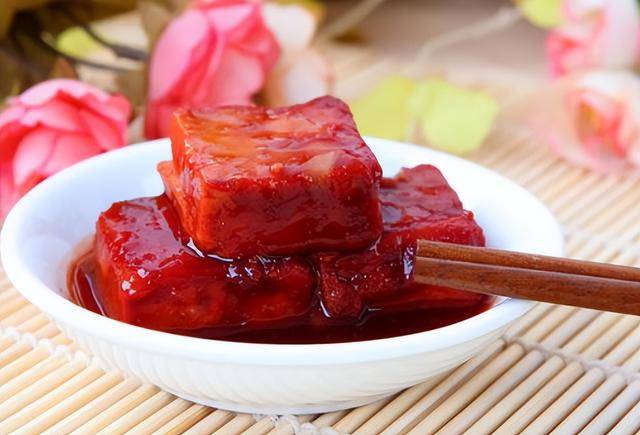 原创            腐乳立大功？医生调查发现：高血压患者吃腐乳时，要多注意这6点