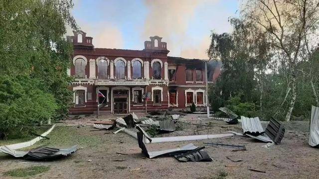 俄稱烏克蘭無人機(jī)襲擊學(xué)校已致16人死亡；當(dāng)時(shí)校內(nèi)有86名14至18歲的未成年人；普京：責(zé)成俄國防部提交報(bào)復(fù)性打擊方案