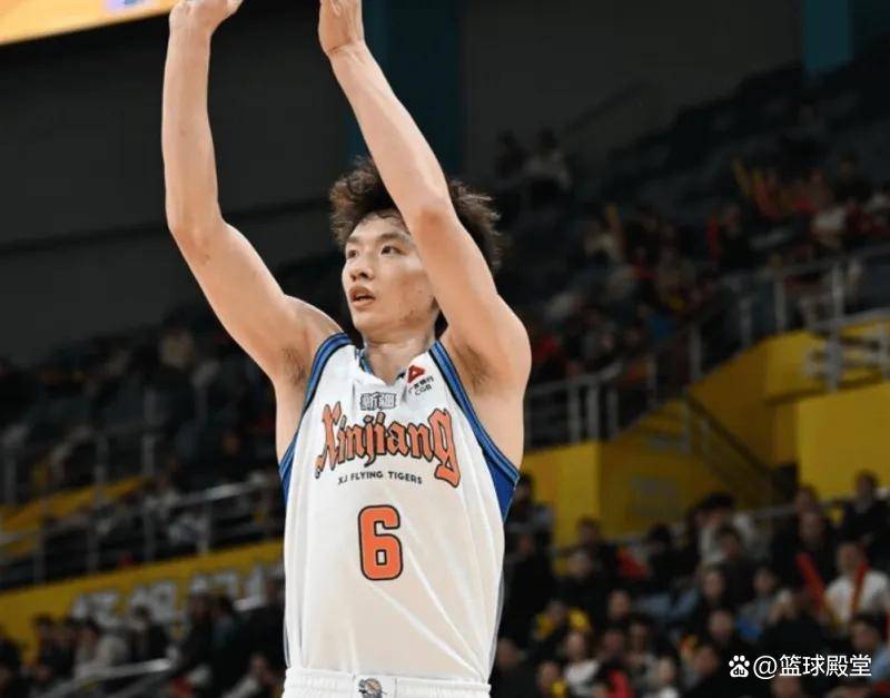 男篮短训营再调整！徐杰+2将离队，王俊杰、赵维伦即将加入集训！