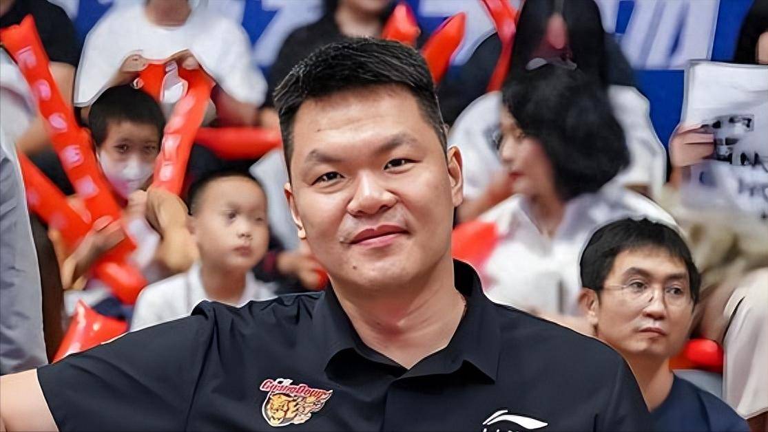 八强战绩不合格！朱芳雨公开认错，杜锋帅位彻底不稳？