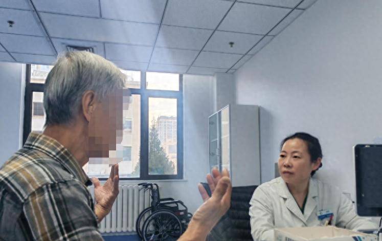 身体不适查了一圈没毛病？身心门诊读懂老年人“心病”