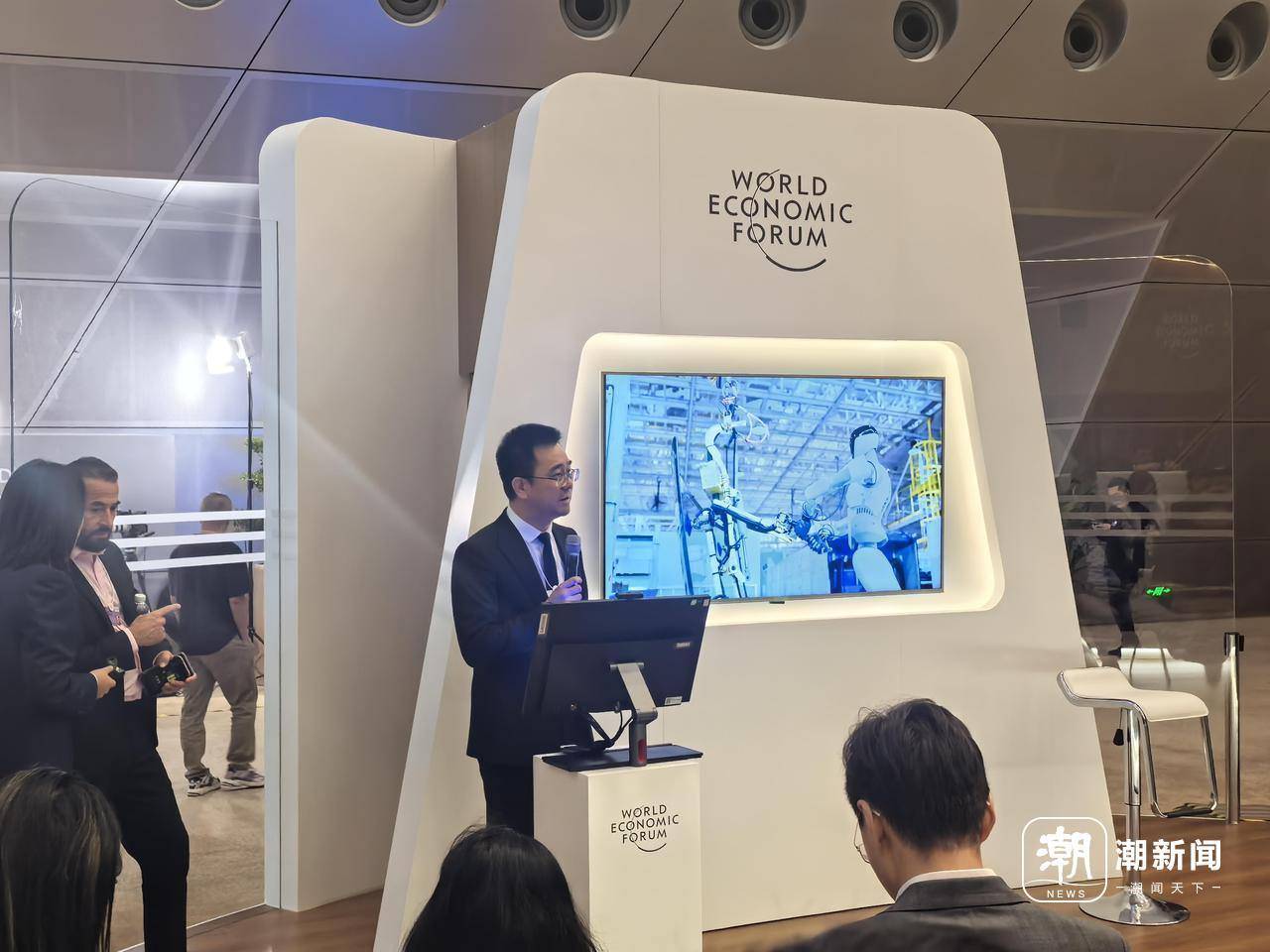 达沃斯里的“浙江声音”：不做旁观者，深度拥抱AI新浪潮