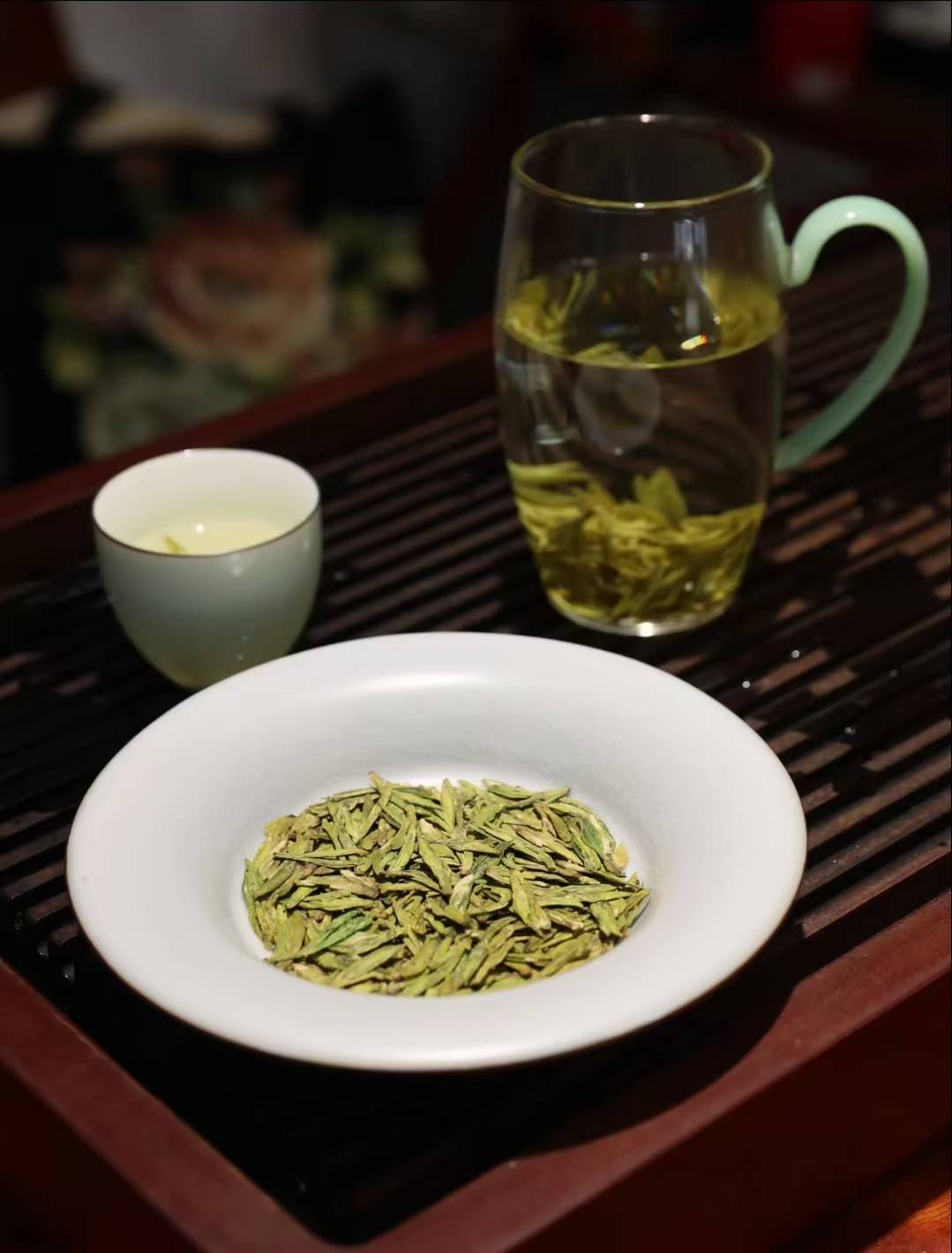 陌芝源茶坊环境好不好，有哪些茶具配套？