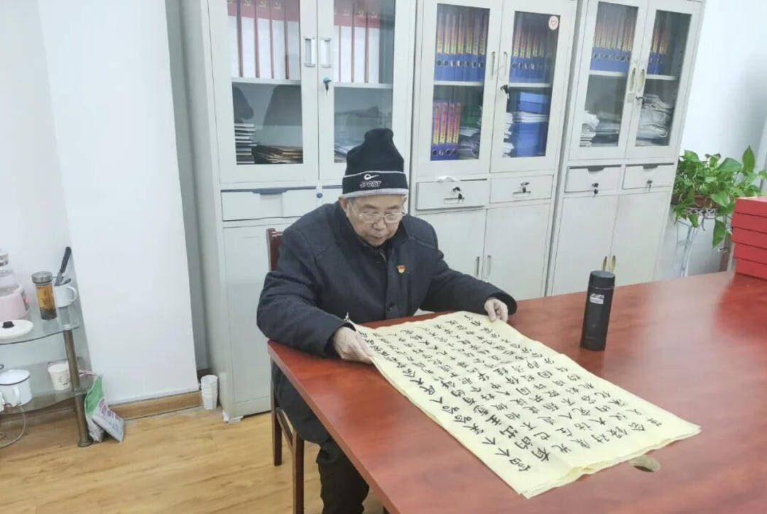 墨痕深处见赤诚——傅广金的艺术之路