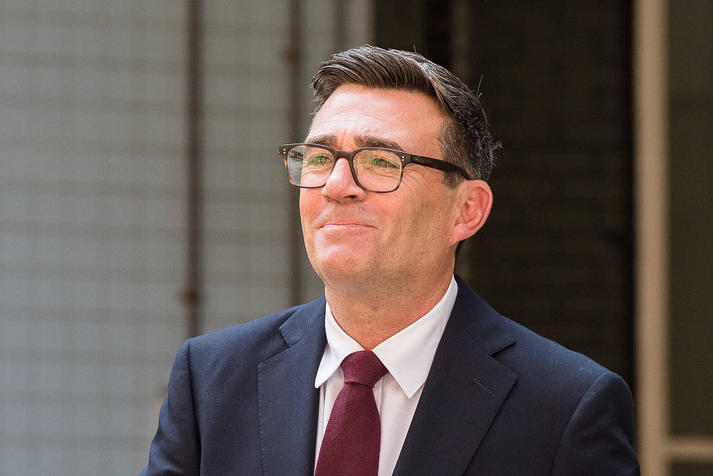 英媒:伯纳姆今日接任英国首相,多个议题亟待处理 -华闻时空