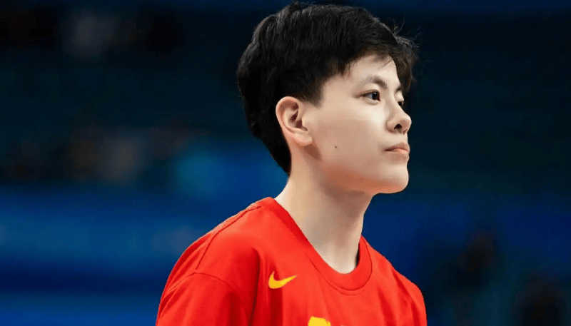 杨舒予本月底回归中国女篮，韩旭、李月汝归期待定