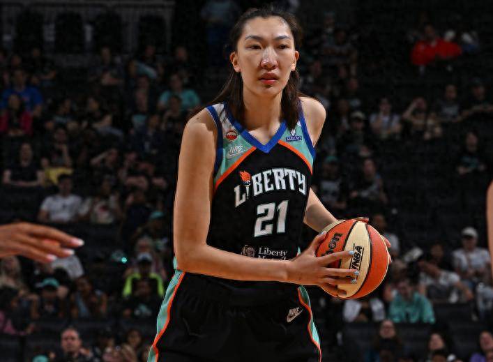 WNBA：韩旭13+2帽单节11分大爆发 正负值+29最高赢亚裔德比