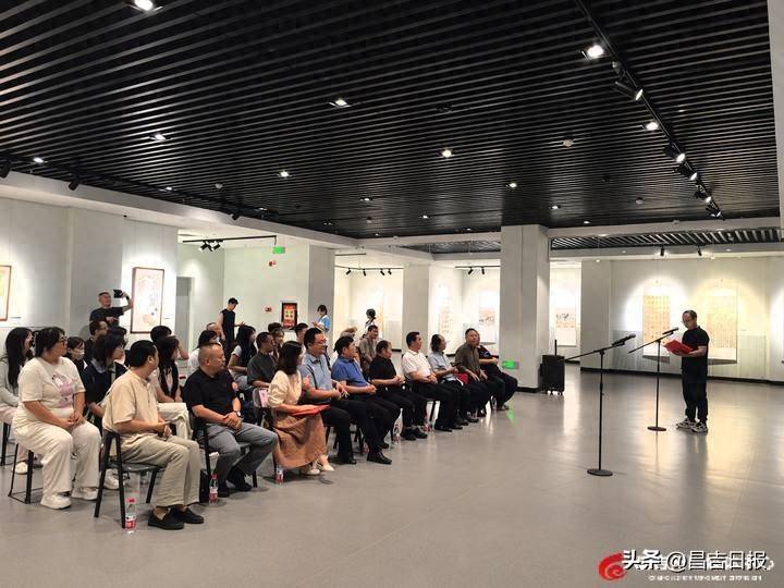 “根深印实——段根印书画艺术作品展”在昌吉州美术馆展览