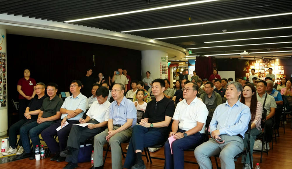 赵德发《小说创作十六讲》暨李恒昌《赵德发评传》新书发布会在山东书城举办