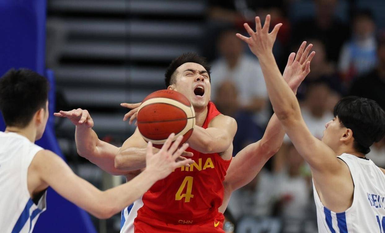 中国男篮最大遗憾，败给乌拉圭一役，场上连基本的致意礼节都有所缺失