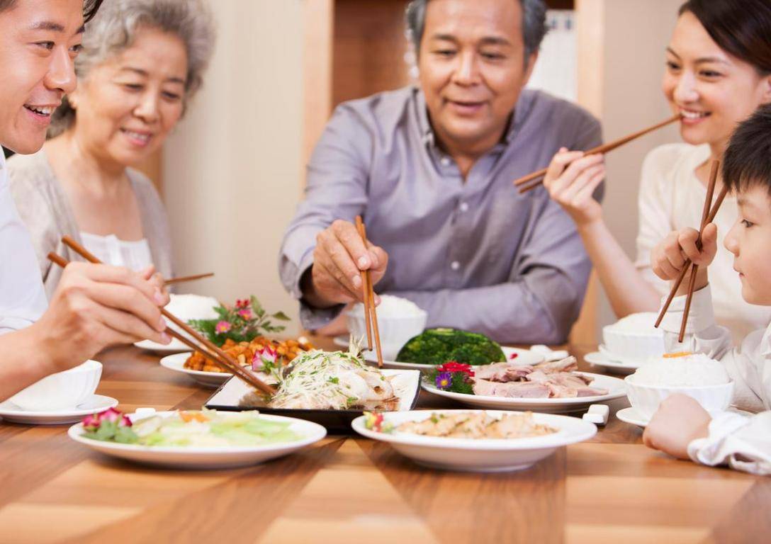 原创            人过五十，进入疾病高发期，有七件事能不做就不做，免得后悔