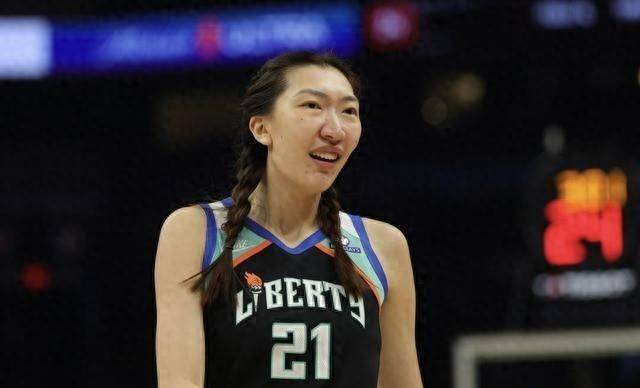 韩旭出场25分32秒就获得12分7篮板1封盖