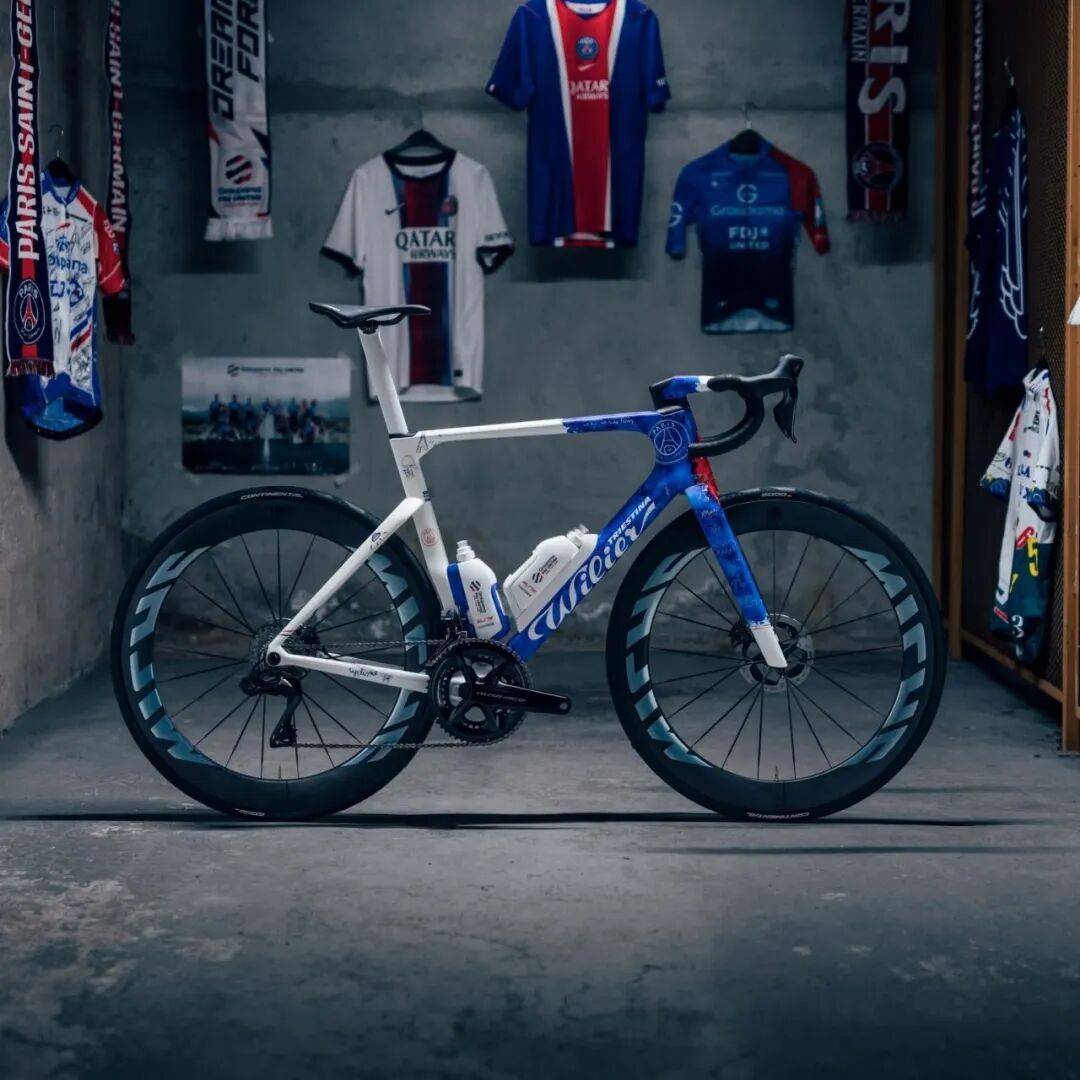 法甲豪门巴黎圣日耳曼携手Wilier，推出Filante SLR ID2联名战车