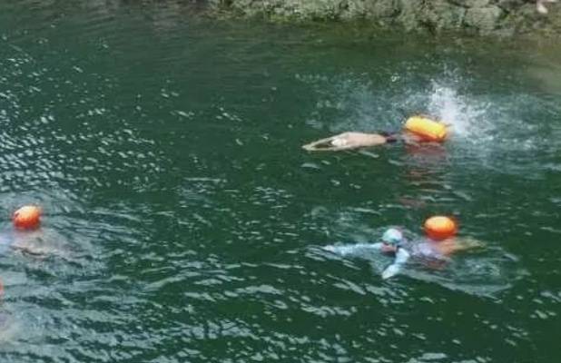 湖南一男子水库游泳后高烧、大小便失禁，结果大脑里长了致命“脓包”！医生紧急提醒