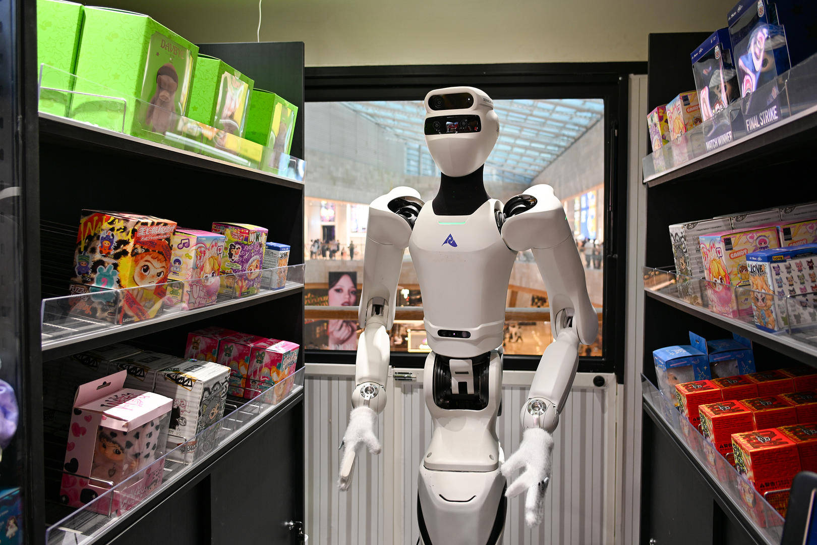 前腾讯Robotics X智能体中心负责人孙鹏加盟星尘智能