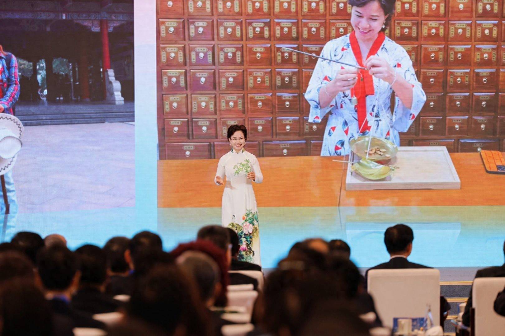 亚太民间社会会议｜越南友人潘氏茶楣：山东人真诚仗义，让我把山东当家