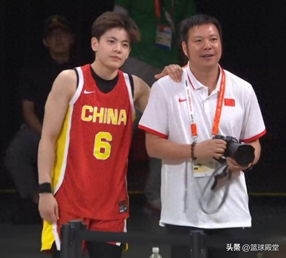 女篮晋级四强后迎利好!杨舒予崴脚并无大碍,战韩国她是关键点!