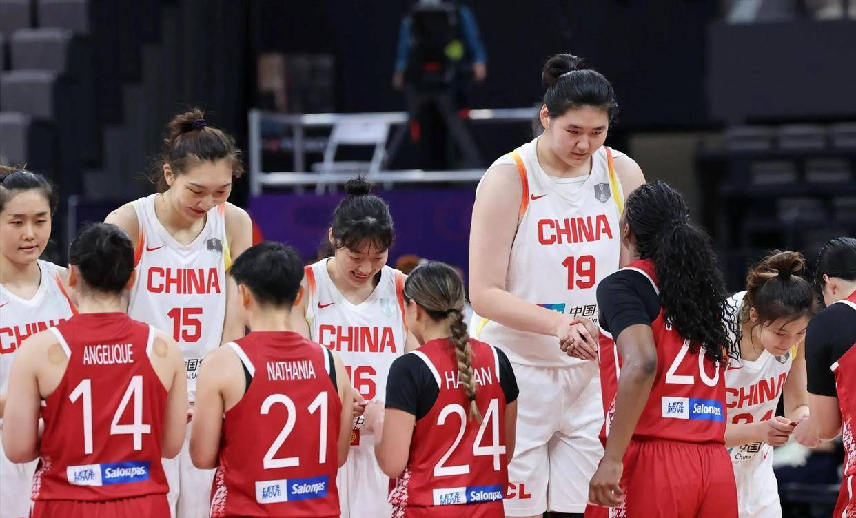 中国女篮直播