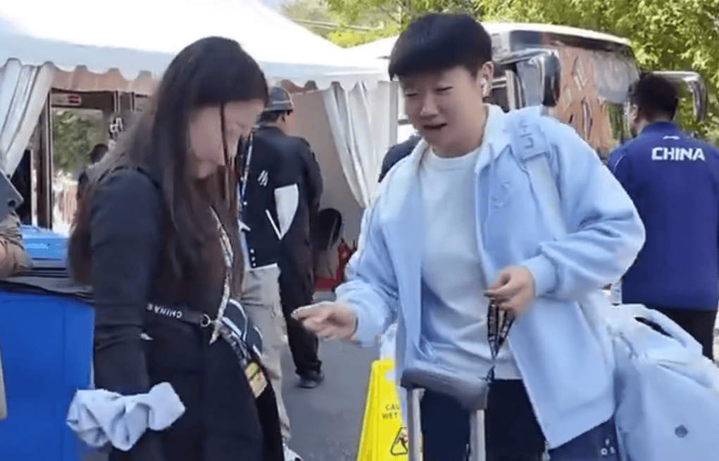 孙颖莎新发型出战中国大满贯，王曼昱说比赛不好打，梁靖崑主场复出争胜！