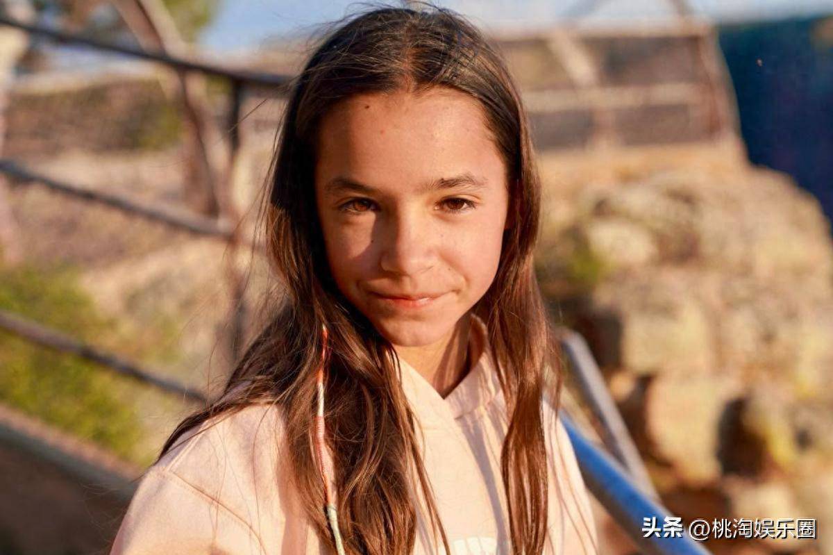 好莱坞男星13岁女儿自杀身亡，生前爱跳舞，校方已安排心理辅导封面图