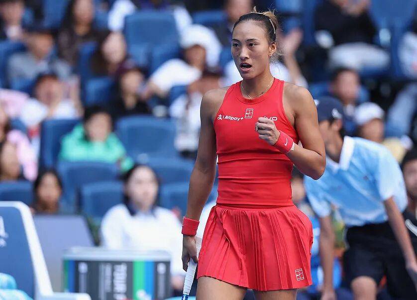 三连胜！郑钦文战胜布兹科娃晋级中网16强