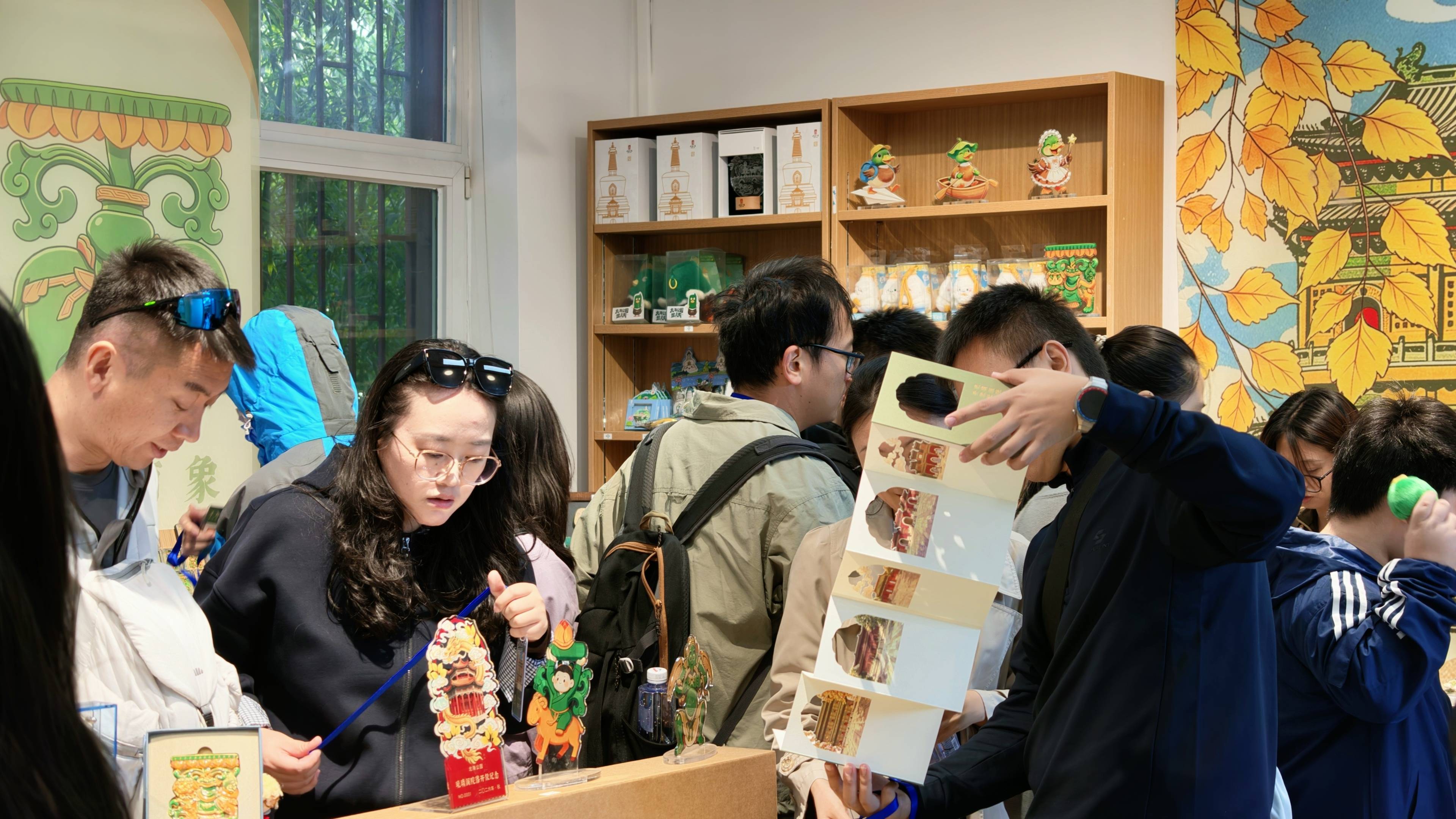 _秋日游园的感悟_秋日观察龙泉湖公园