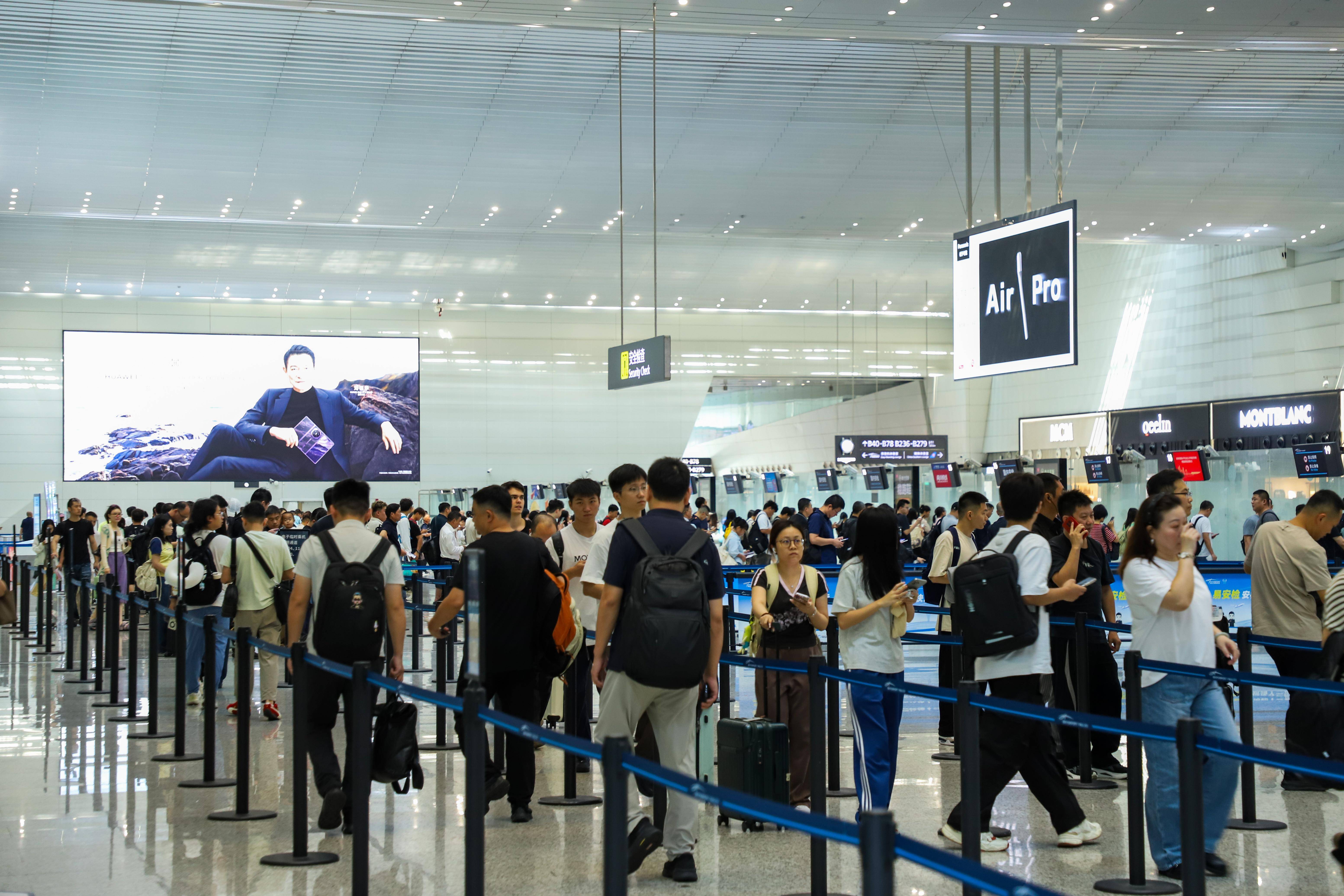 白云机场重回全国第一