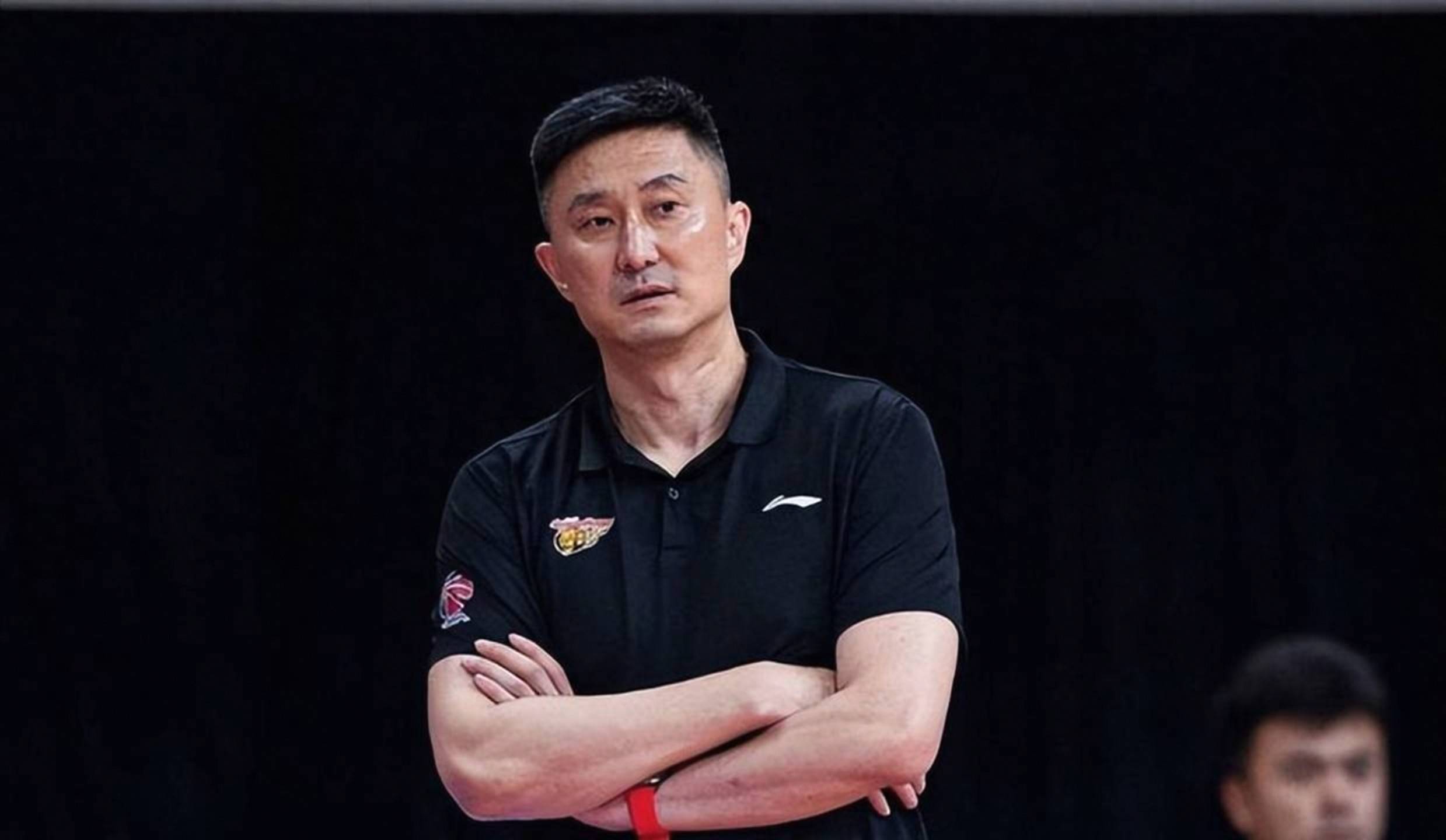 告别男篮帅位，转战俱乐部执教，杜锋捡小丢大？到底值不值得？